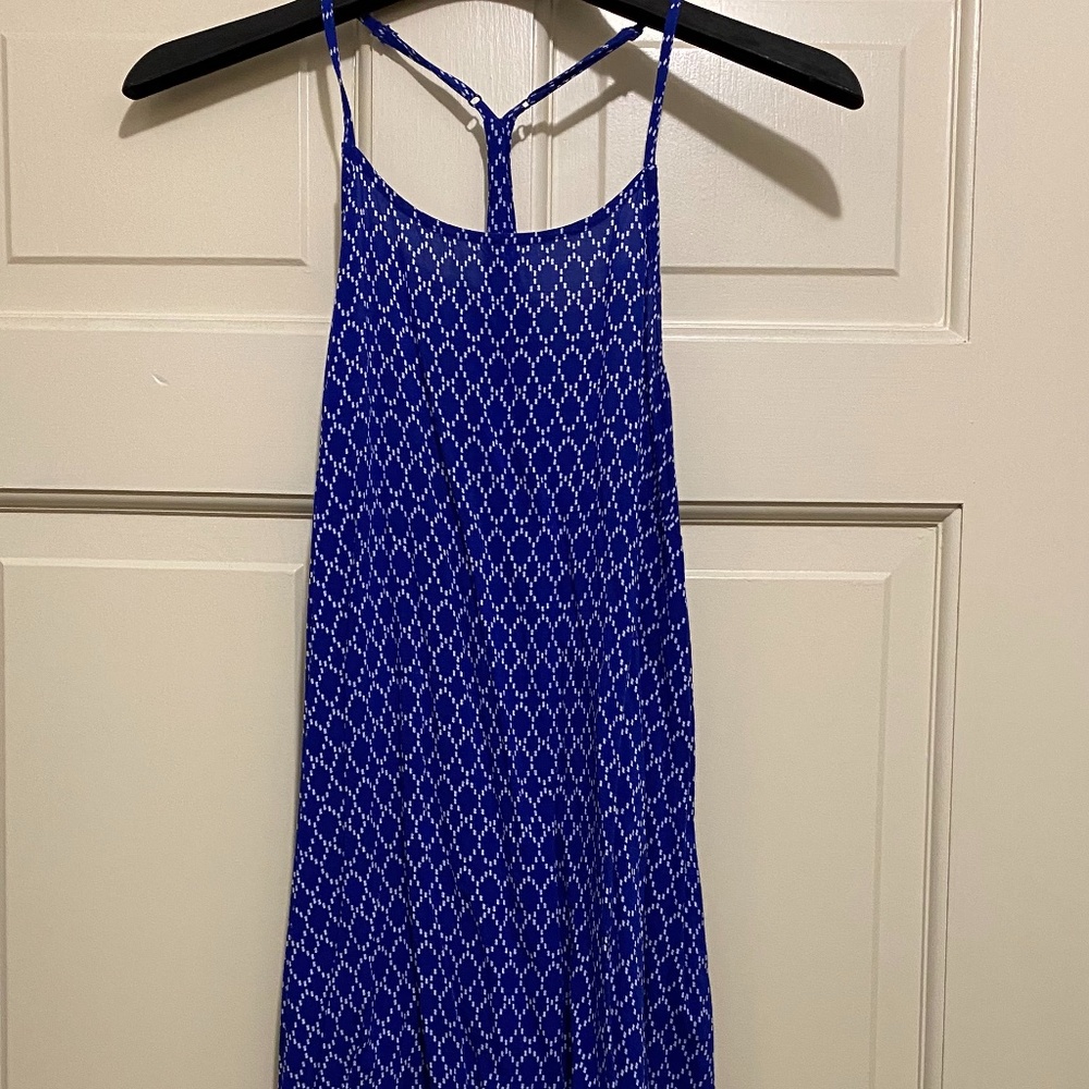 3/$24🎉 Old Navy Blue T-Back Tank